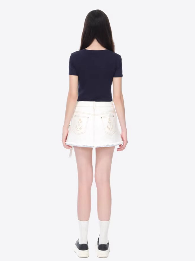 Mini Bear Fitted Cropped Tee