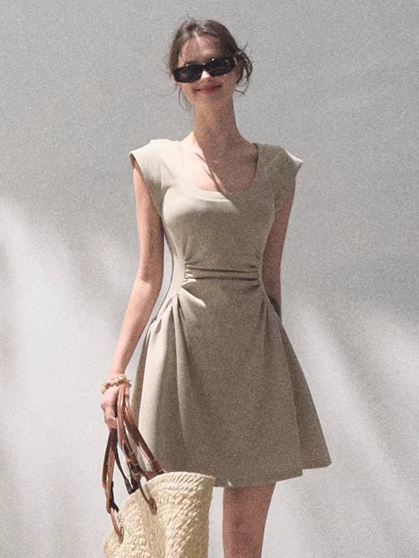 Square Shoulders U-Neck Fitted Dress