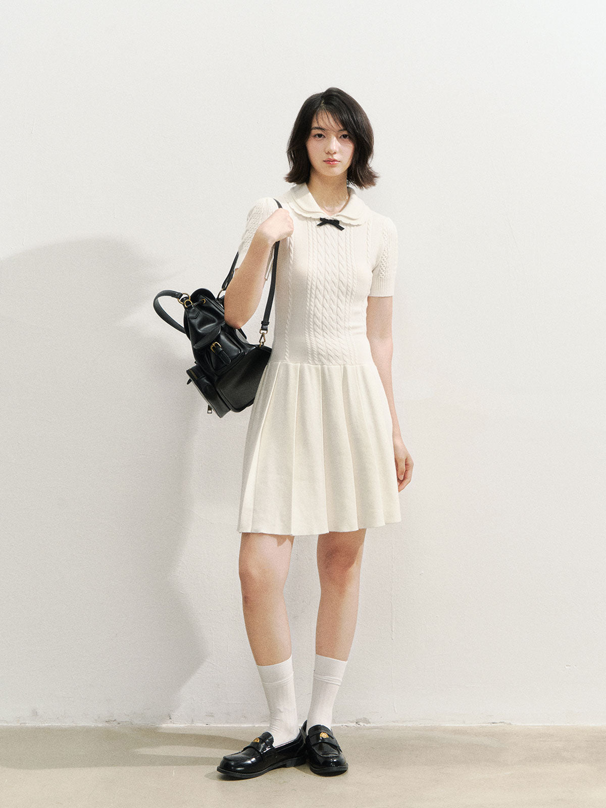 Contrast Collar Knit Pleated Dress - CHINASQUAD