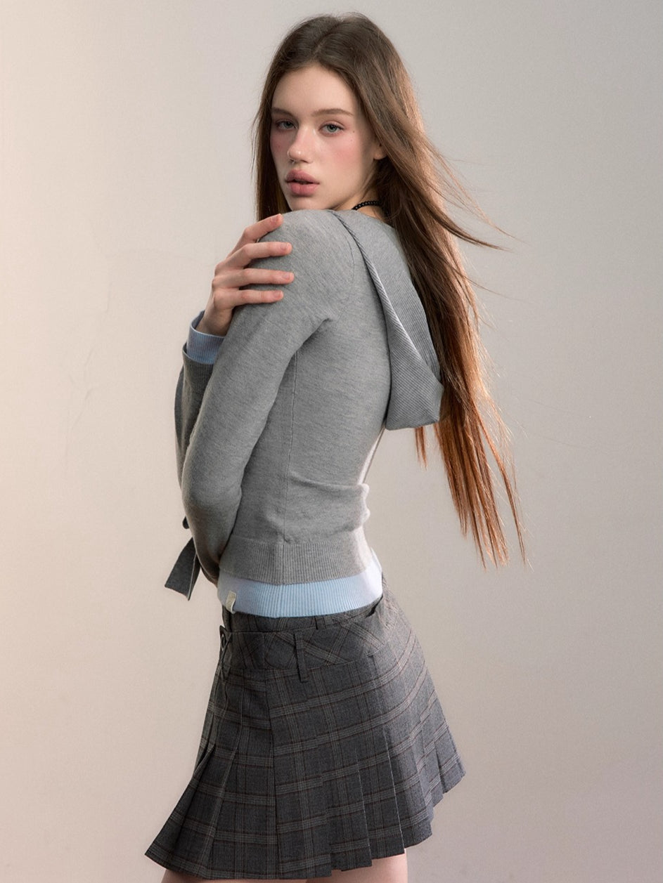 Contrast Hooded Layered Knit Turtleneck