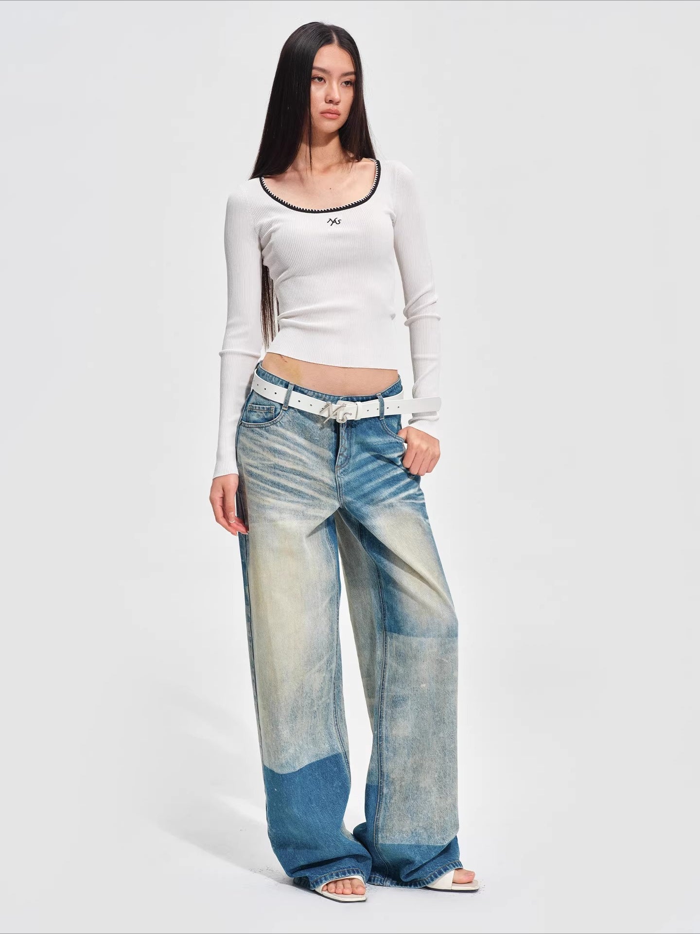 Scoop-Neck Slim-Fit Stretch Knit Top