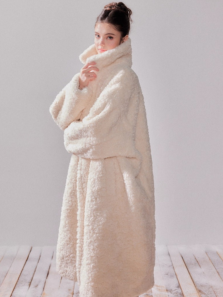 Hokkaido Letter Teddy Fleece Oversized Coat