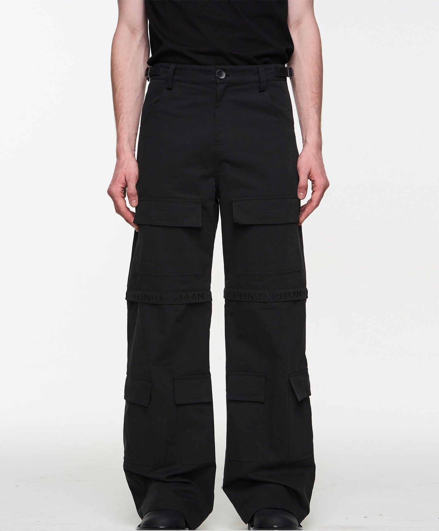 Detachable Cargo Pants - CHINASQUAD