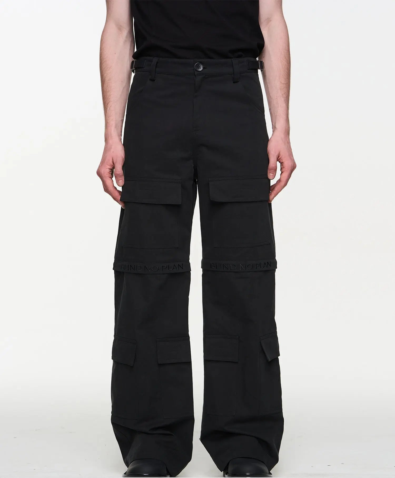 Detachable Cargo Pants - CHINASQUAD