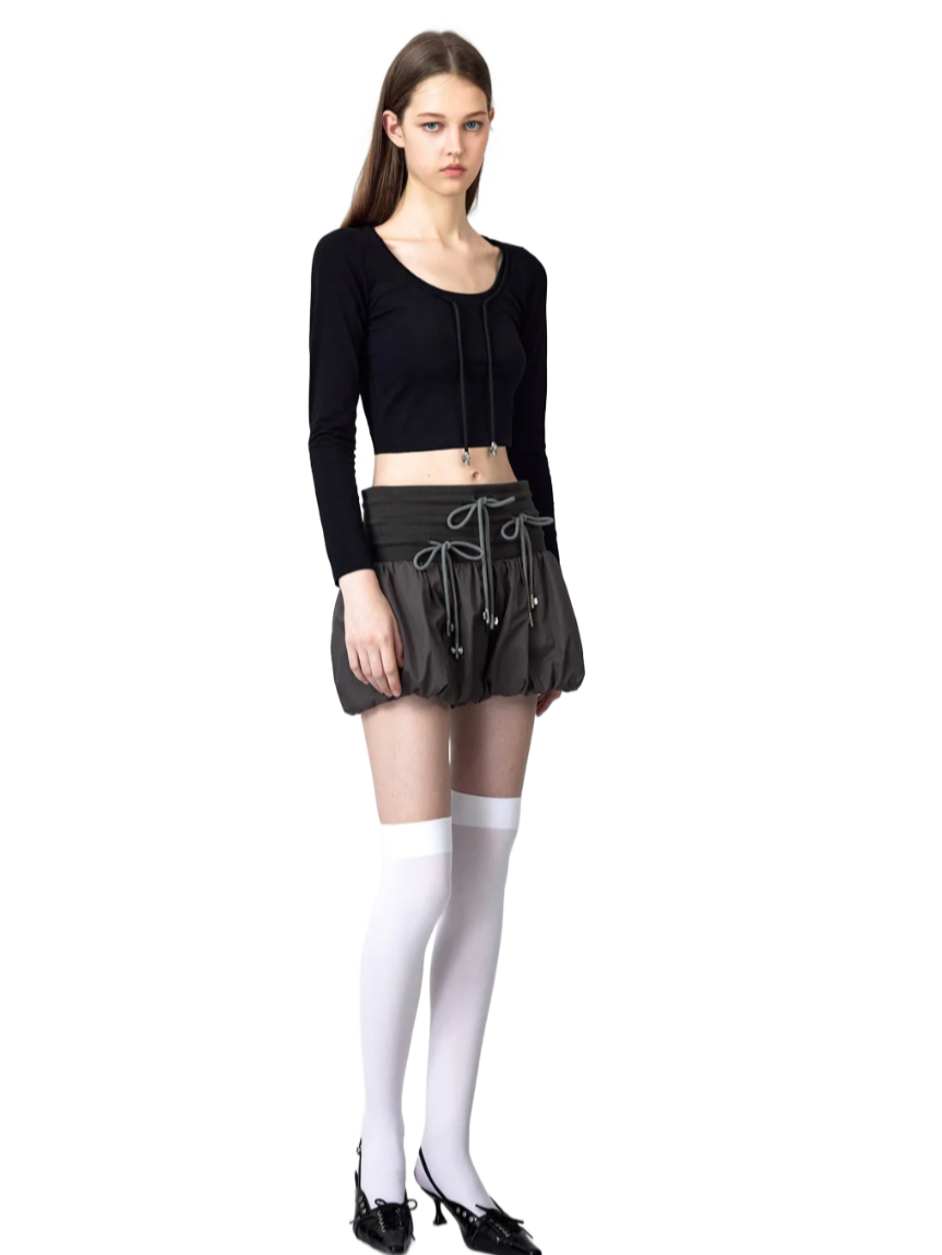Bow Low-Cut Long-Sleeved Top