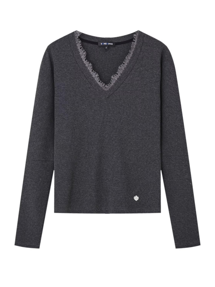 Lace Spliced Fake Two-Piece Knit Sweater