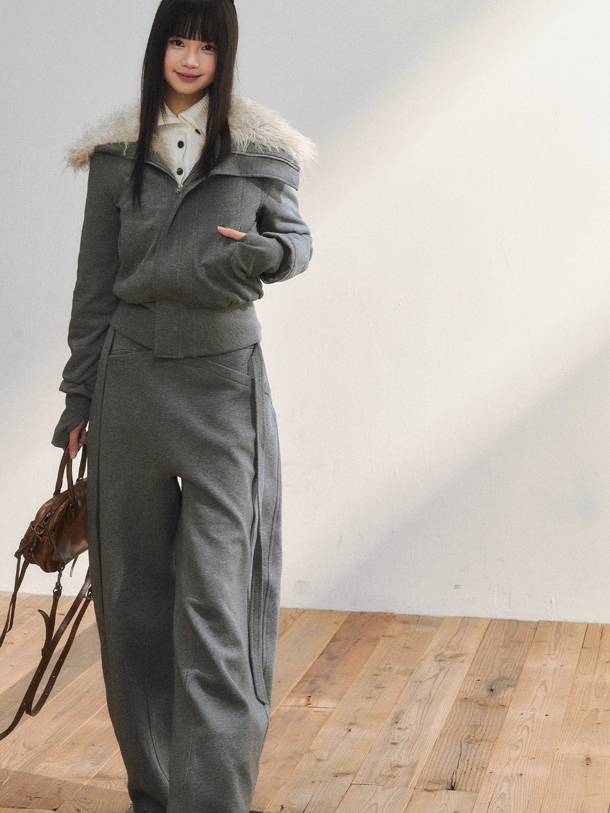 Faux Fur Collar Cropped Sweat Jacket