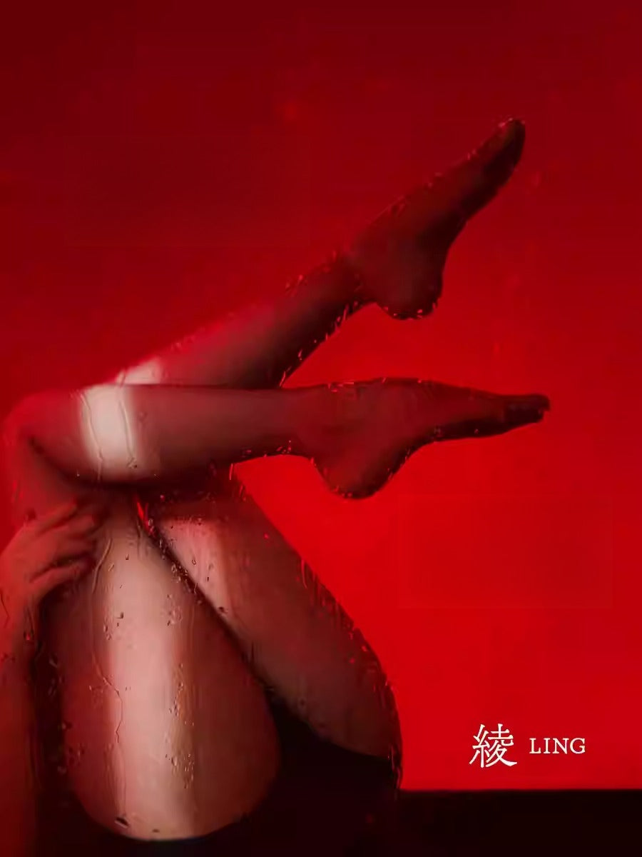 Cloud Satin 0.2D Ultra-Sheer Seamless Pantyhose