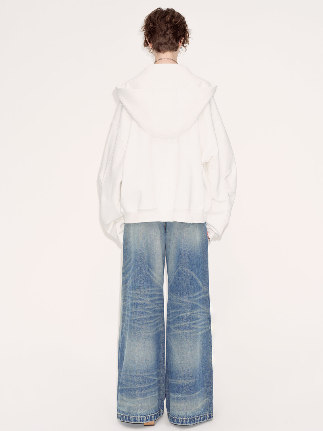 White Hooded Zip-Up Sweatshirt - CHINASQUAD