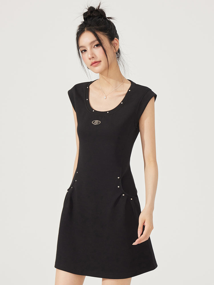 U-neck Waist-cinching Sleeveless Little Black Dress - CHINASQUAD