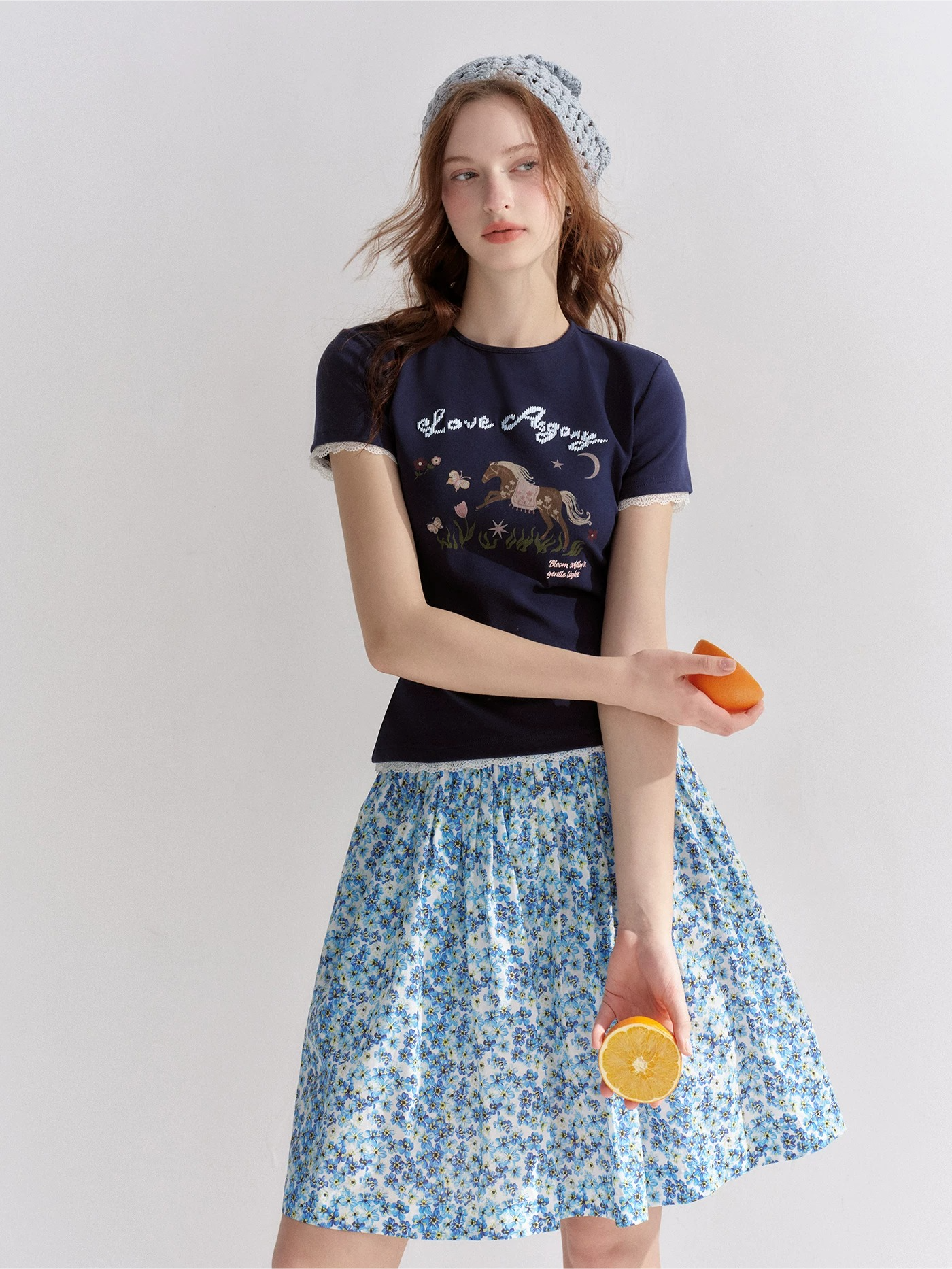 Contrast Lace Trim Embroidered Graphic Slim Fit T-Shirt