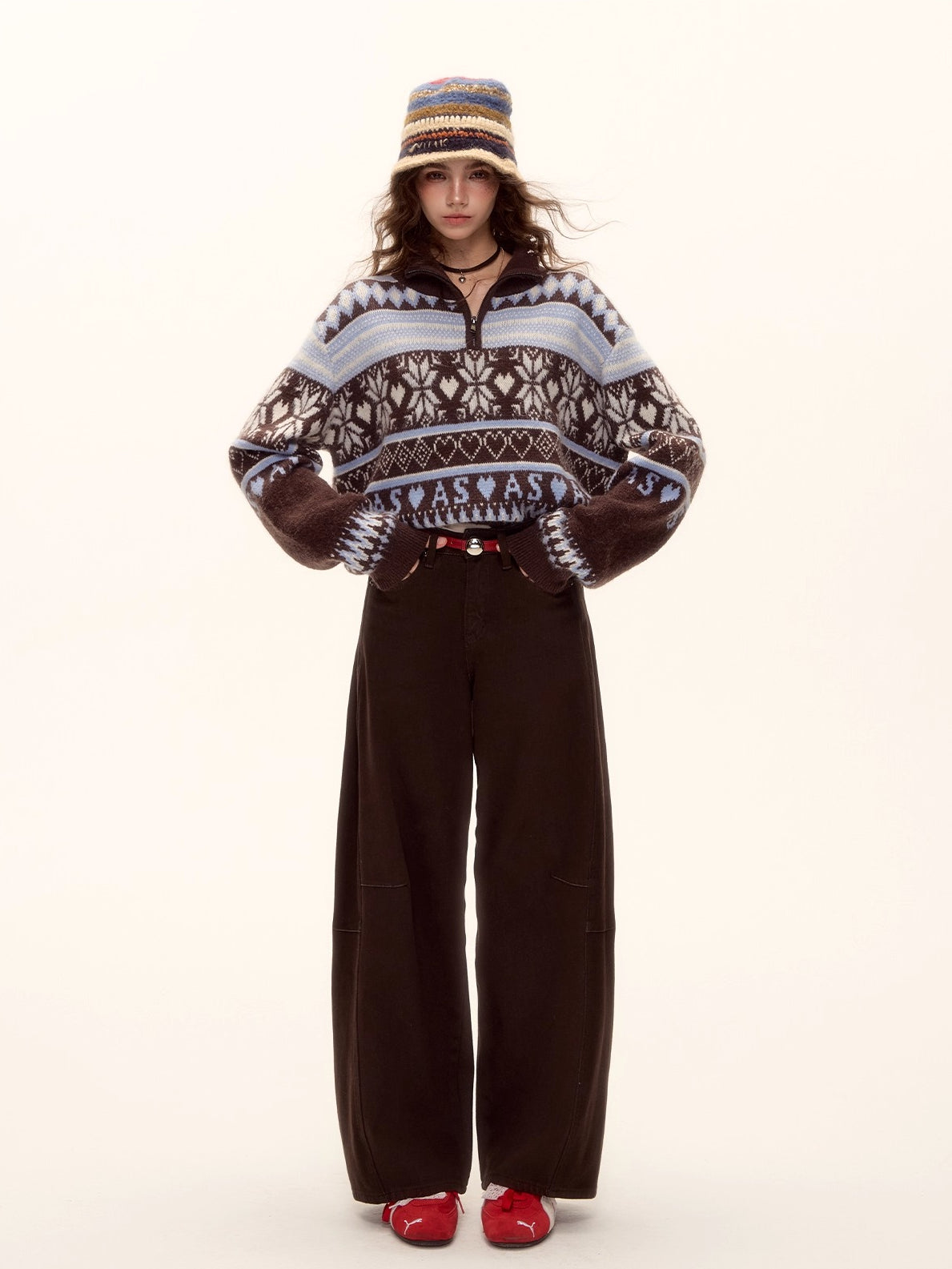 Red Belt Decor Curved-Hem Denim Wide-Leg Jeans