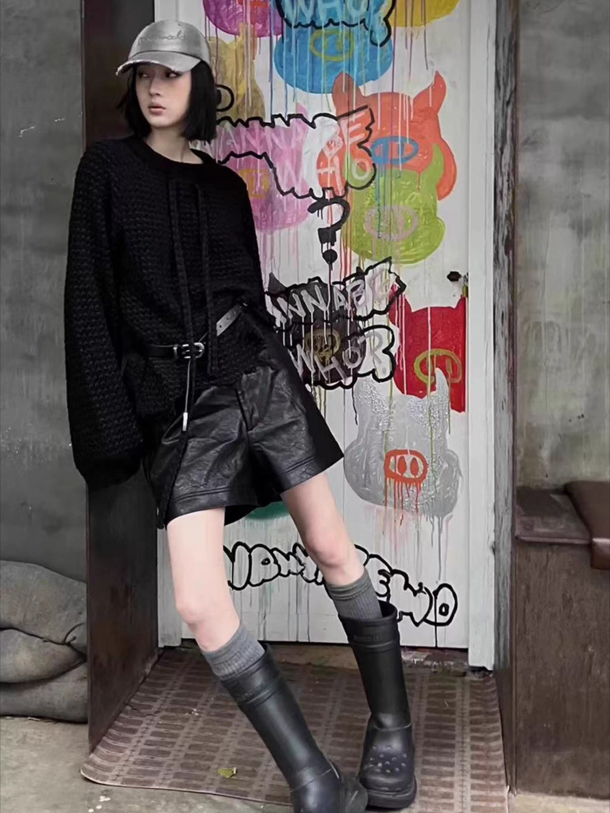 Logo Eyelet Genuine Leather Belt