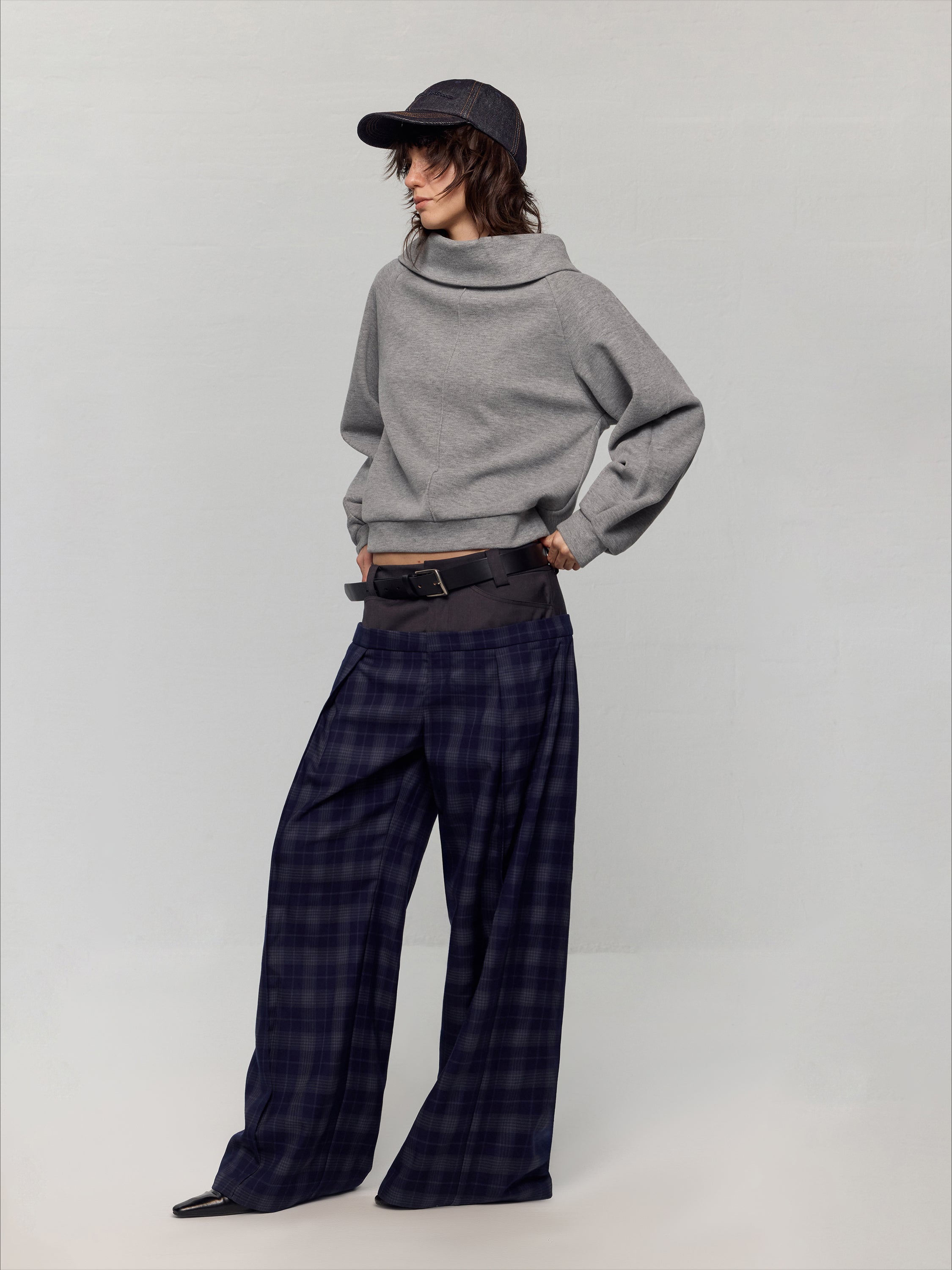Grey Asymmetric Off-Shoulder Loose Sweatshirt - CHINASQUAD