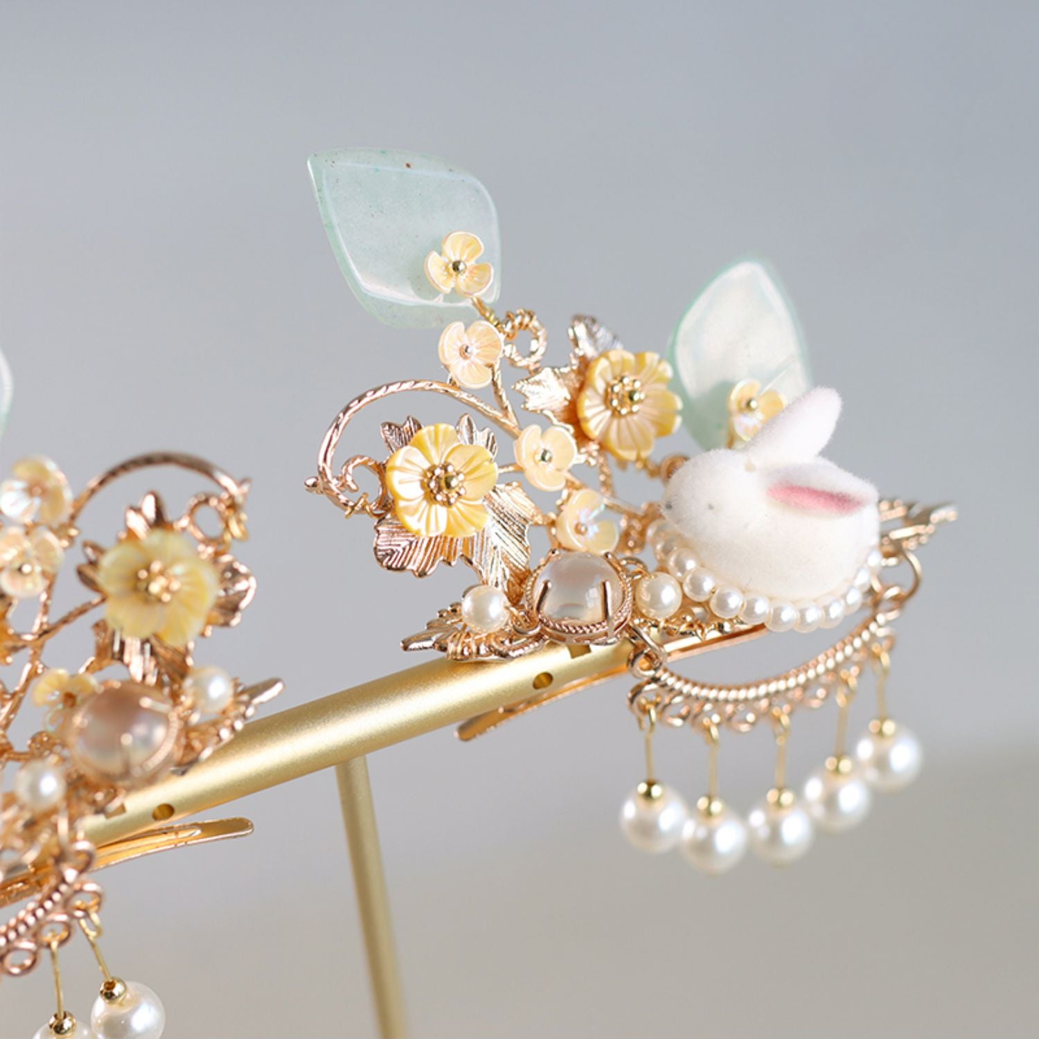 Laurel Rabbit Hanfu Hairpin - CHINASQUAD