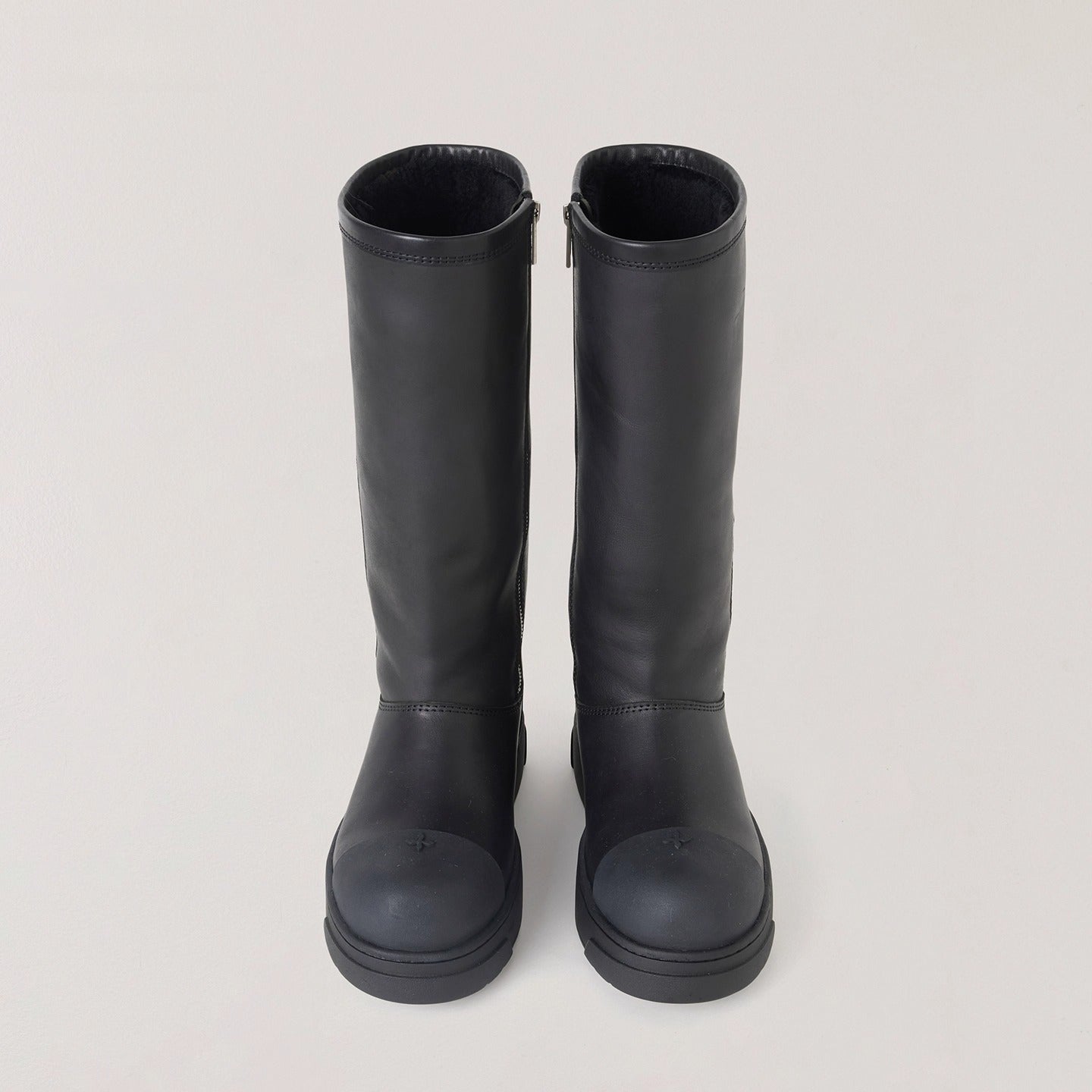 Cross Relic Sherpa Leather Mountain Boots