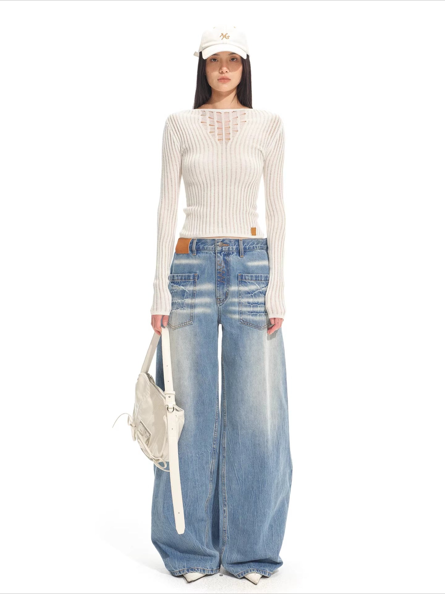 Blue Ridge V-Neck Fitted Knit Sweater