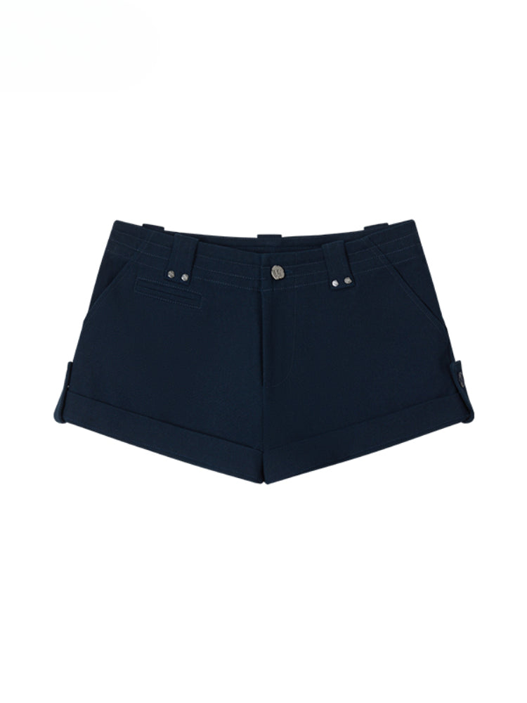 Rivet Cuffed Cargo Shorts