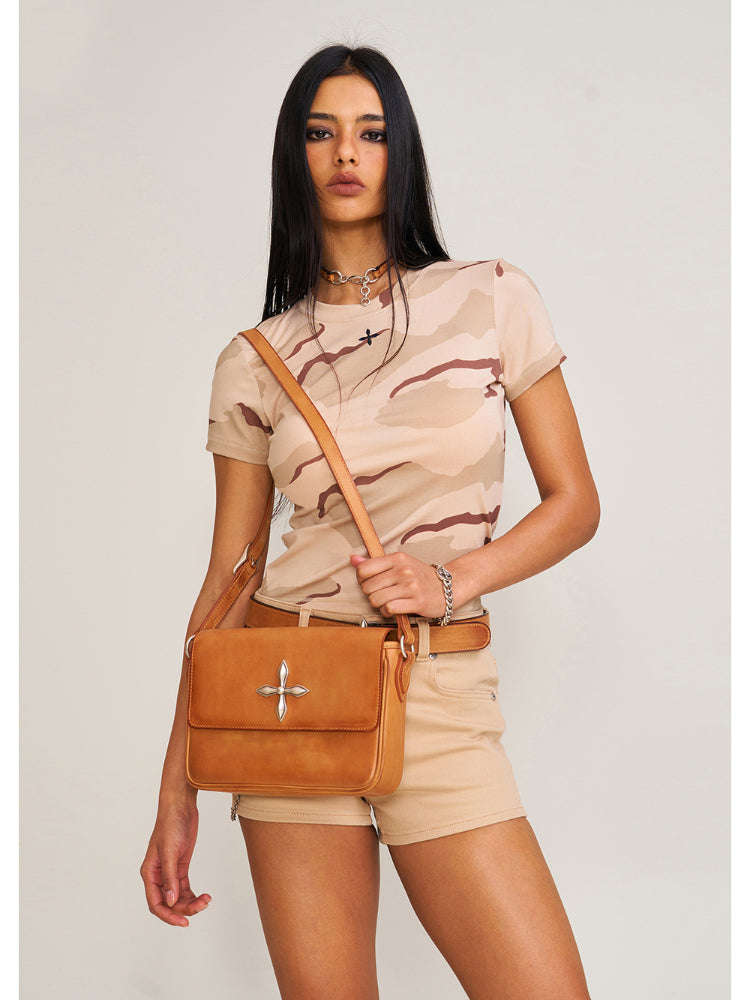 Compass Badge Patina Leather Shoulder Bag Medium Caramel Patina - CHINASQUAD