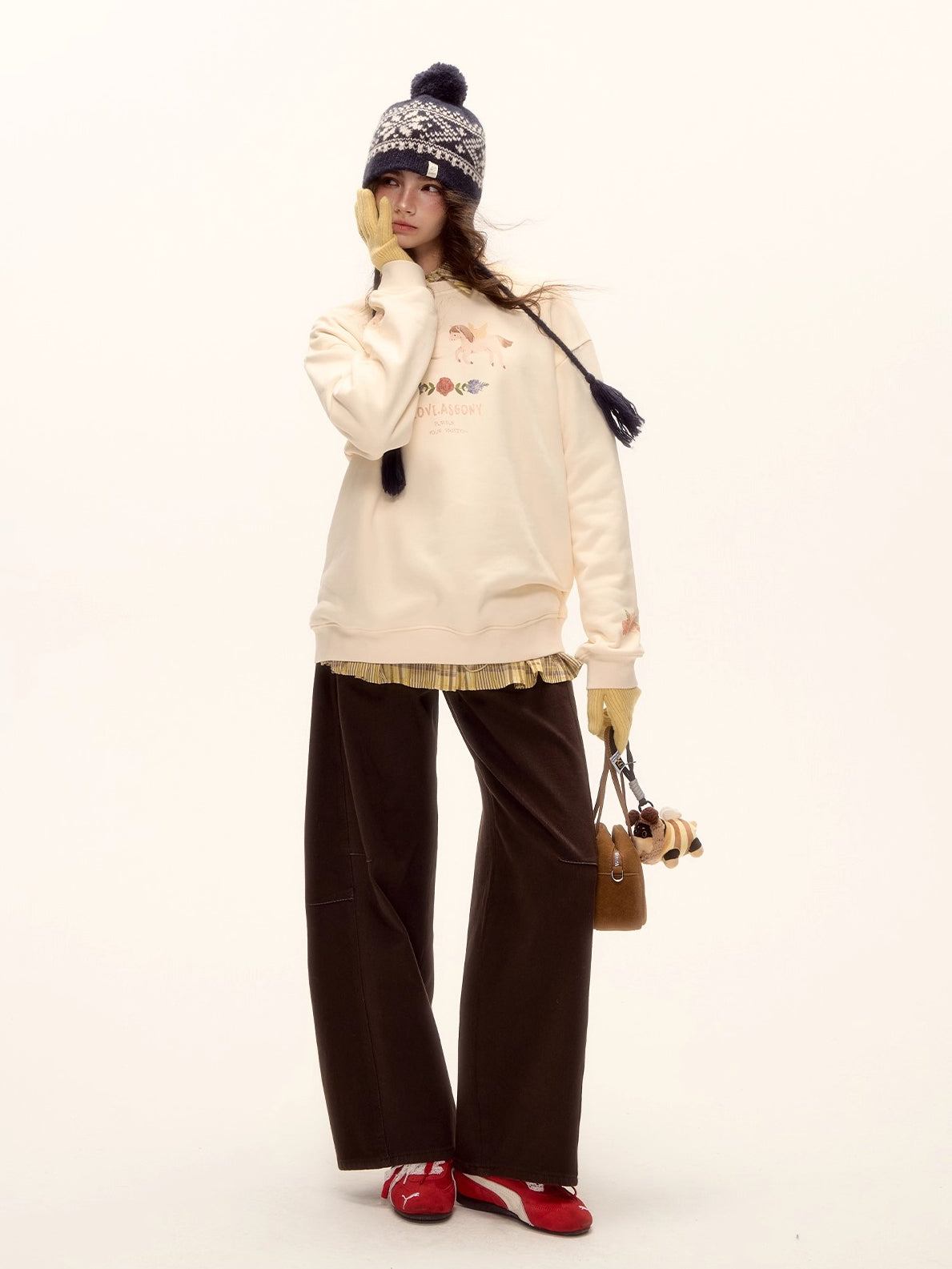 Red Belt Decor Curved-Hem Denim Wide-Leg Jeans