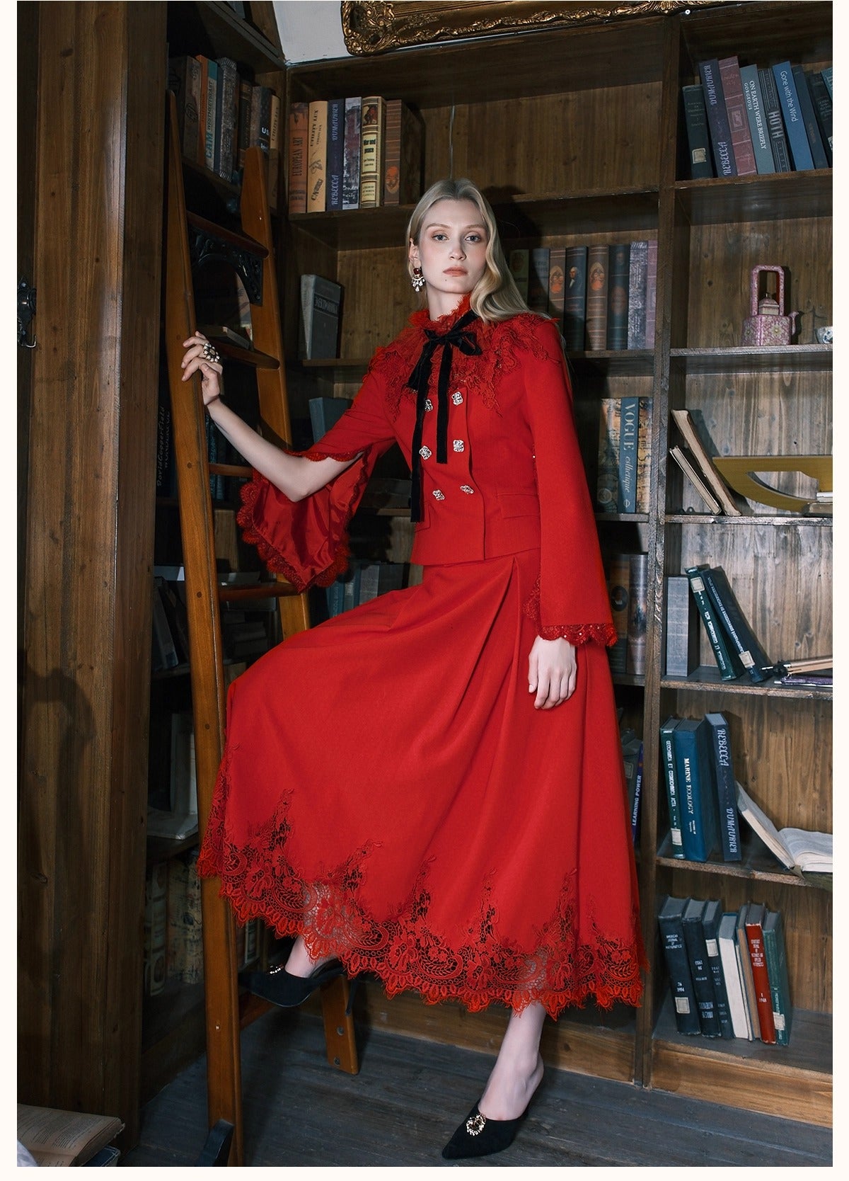 Mirage Vintage Lace-Collar Blazer & Flared Skirt Set - CHINASQUAD