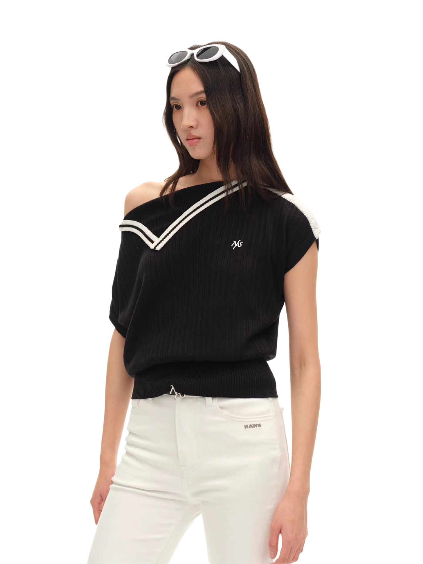 Asymmetric Off-Shoulder Contrast Trim Cinched Tee