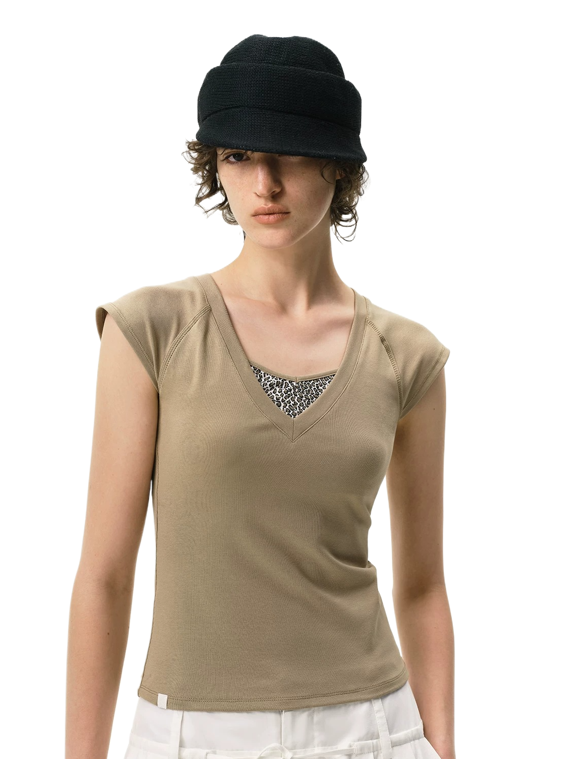Contrast Leopard Insert V-Neck Cap Sleeve T-Shirt