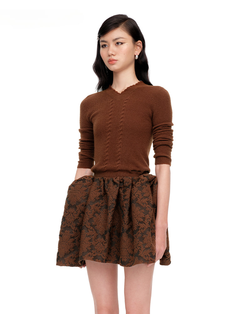 Stylish Sweet Embroidered V-neck Knitwear - CHINASQUAD
