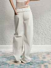 White Lace-trimmed Slant-wash Loose-fitting Jeans - CHINASQUAD