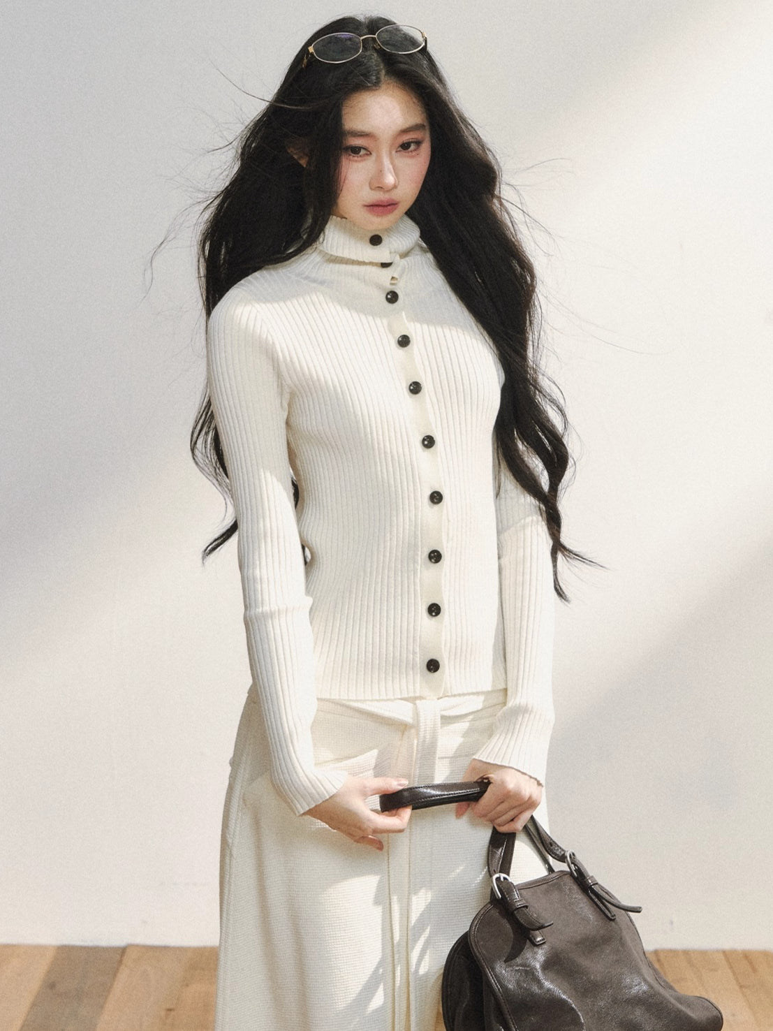 Vintage-Inspired White Buttoned Knit Cardigan