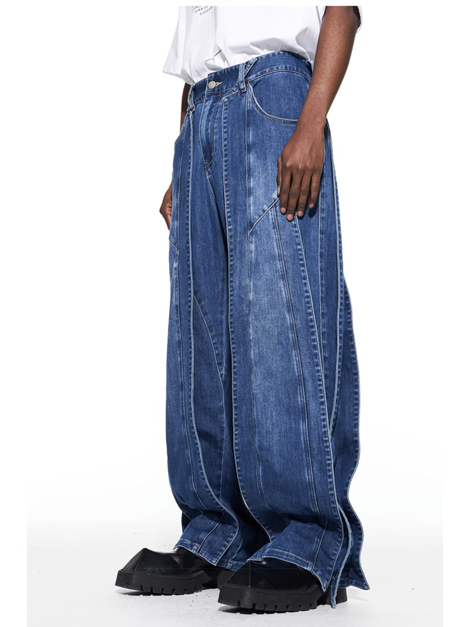 3D Cut Washed Denim Relaxed Jeans - CHINASQUAD