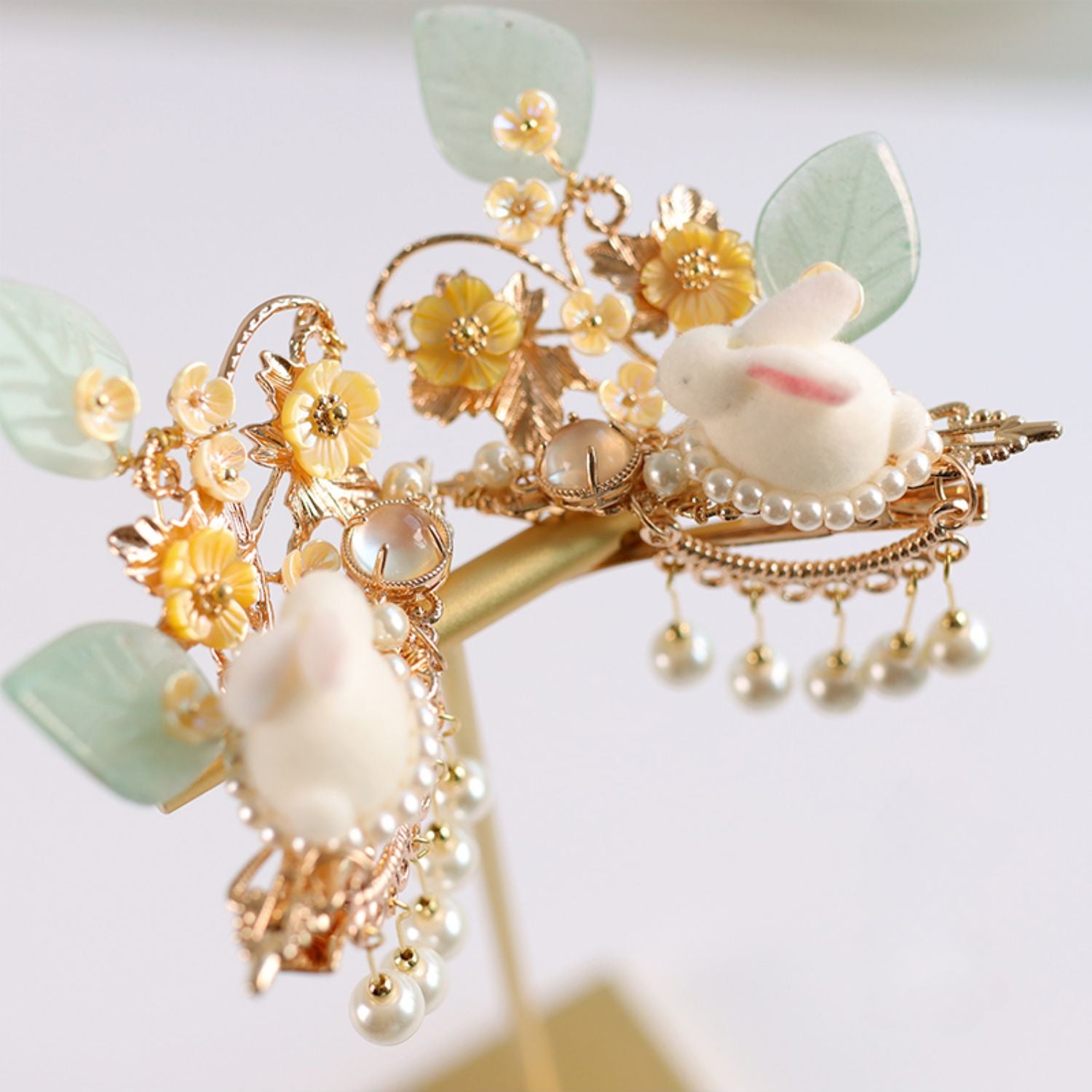 Laurel Rabbit Hanfu Hairpin - CHINASQUAD