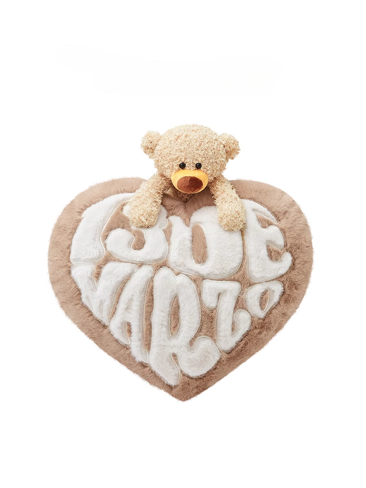Bear Heart Plush Pillow - CHINASQUAD