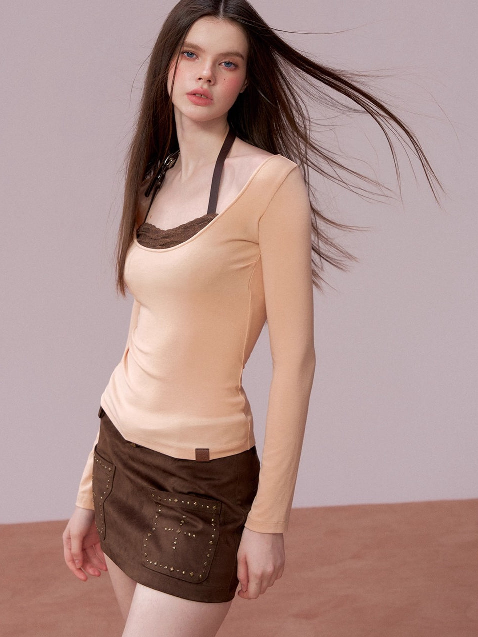 Lace-Panel Contrast Fitted Knit T-Shirt