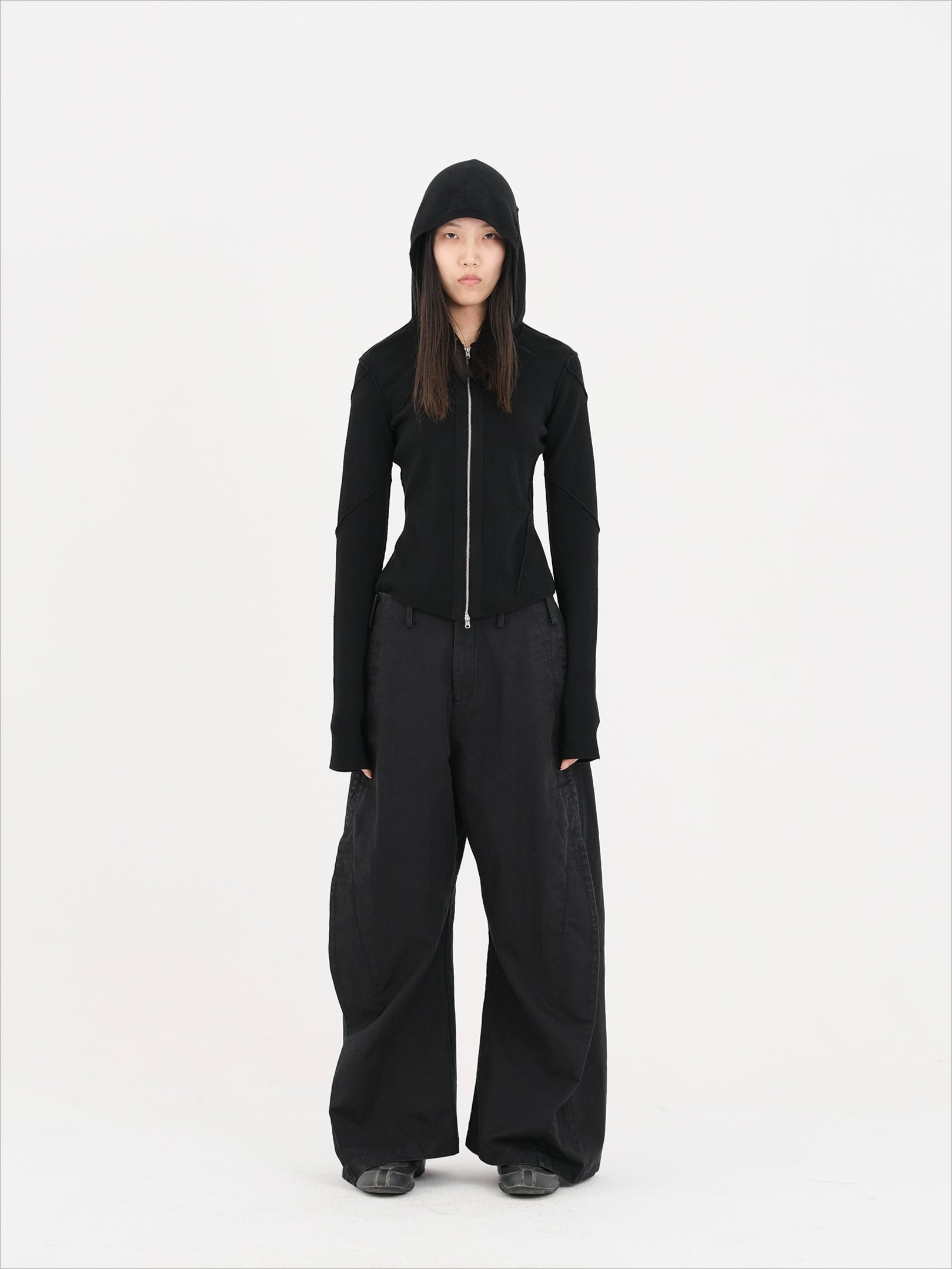 Black & Gray Green Scimitar Shaped Pants - CHINASQUAD