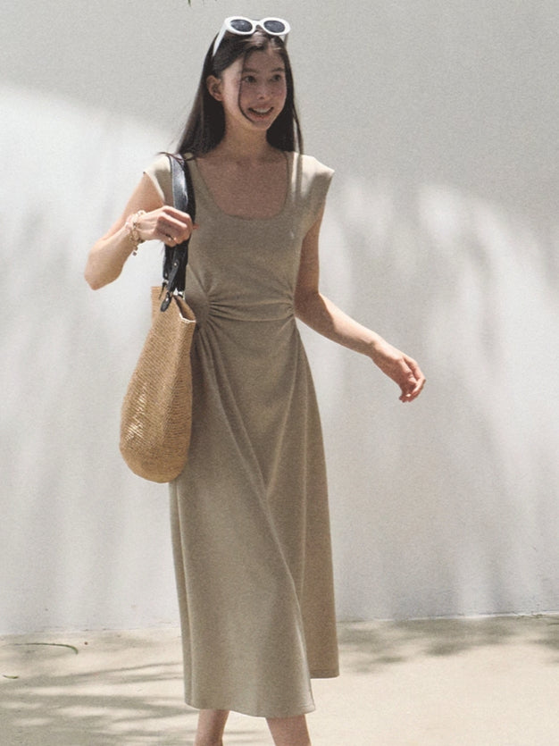 Square Shoulders U-Neck Fitted Dress