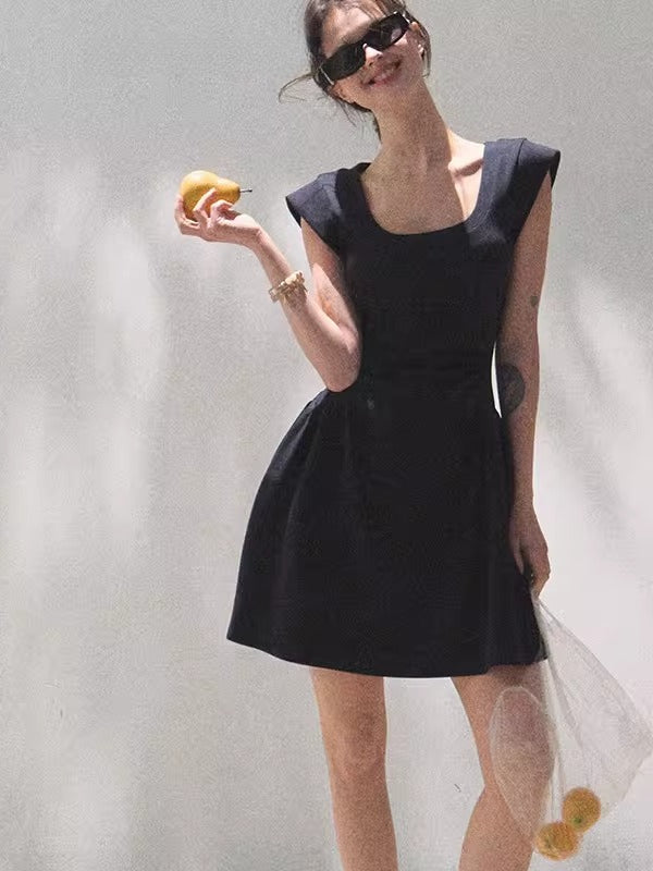 Square Shoulders U-Neck Fitted Dress