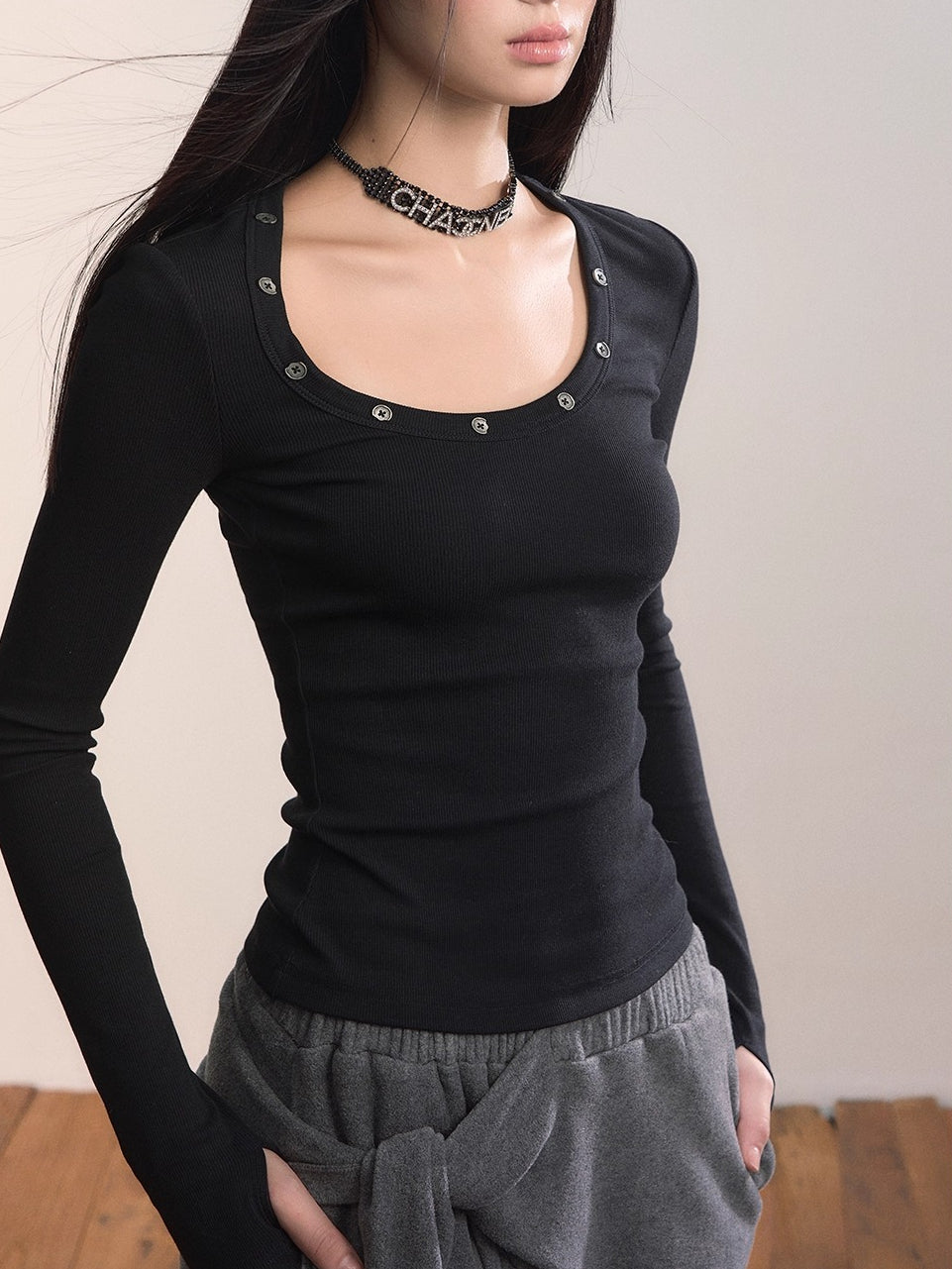 Studded Asymmetric U-Neck Knit T-Shirt