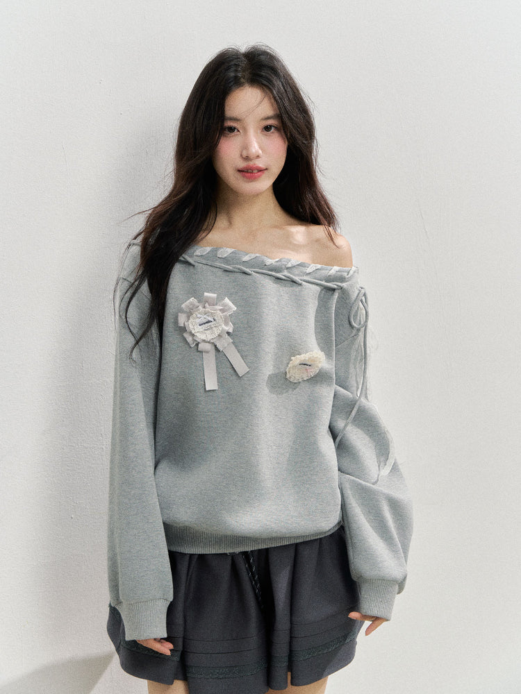 Off The Shoulder Brooch Sweatshirt - CHINASQUAD