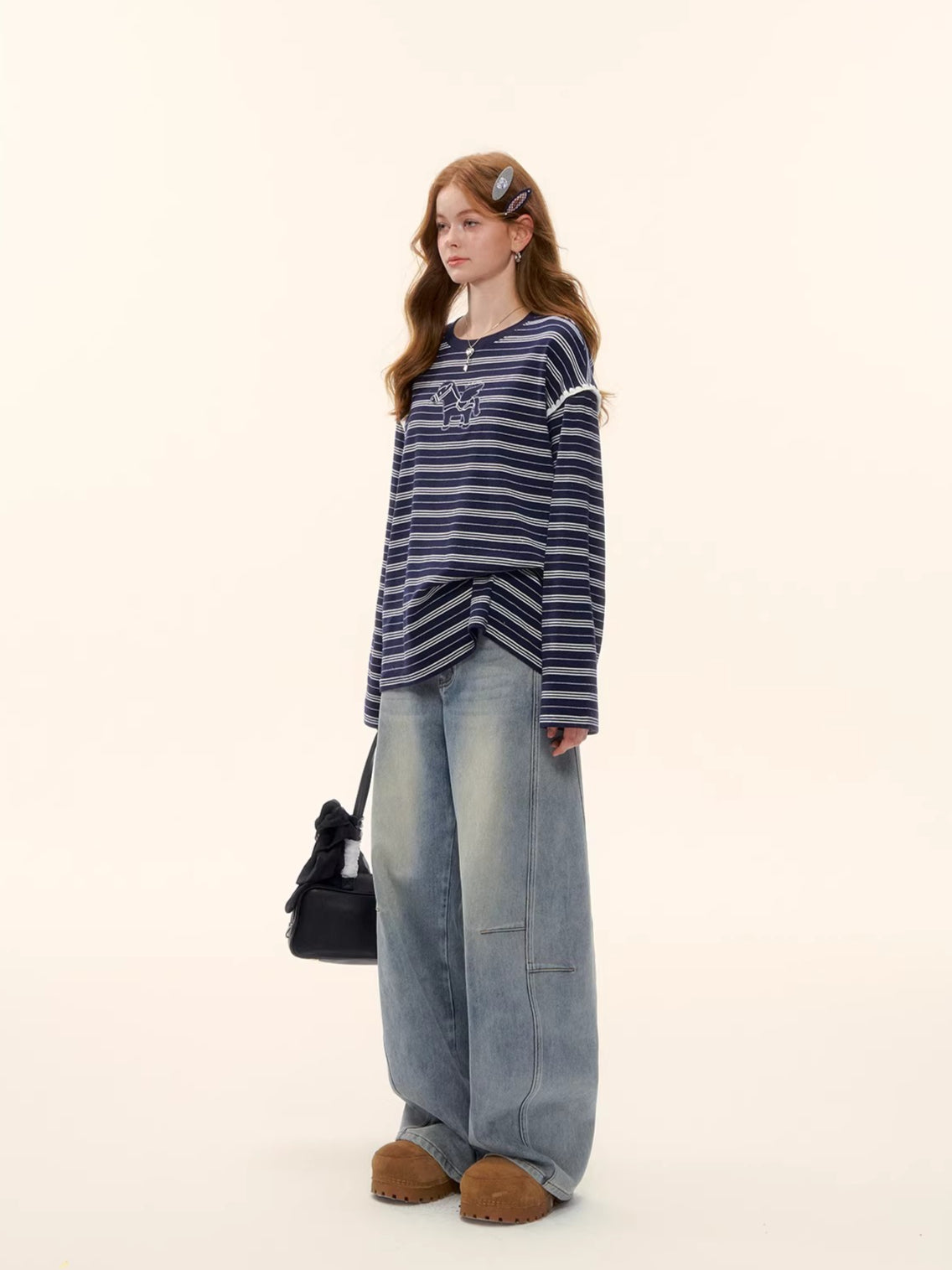 Contrast Stripe Crewneck Long-Sleeve T-Shirt