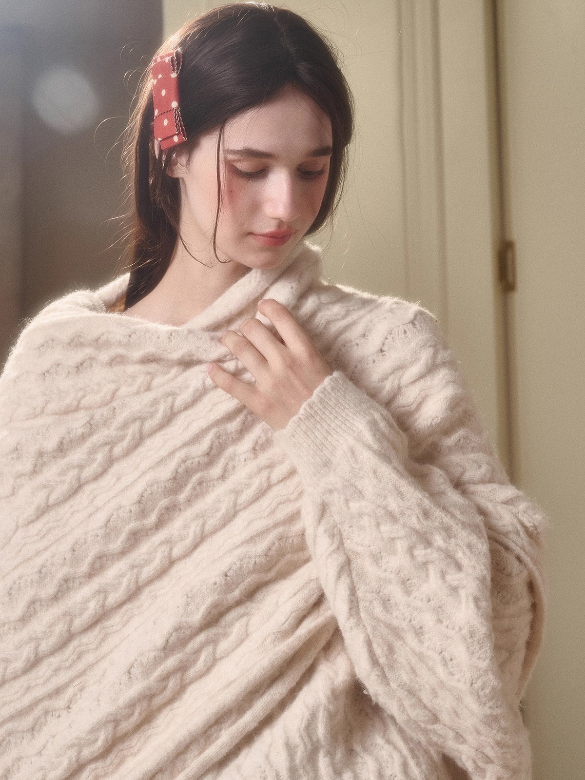 Celestial Wool Cable-Knit Shawl Scarf