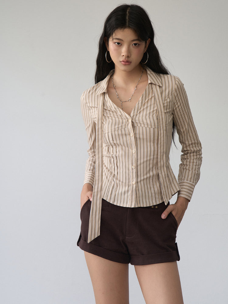Rivet Cuffed Cargo Shorts