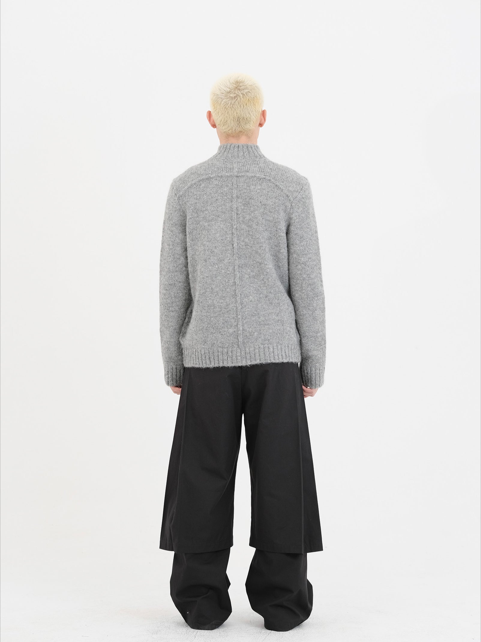 Gray Zip High Collar Sweater - CHINASQUAD