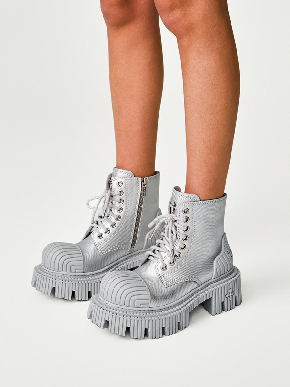 Black & Silver Ripple Motorcycle Boots - CHINASQUAD