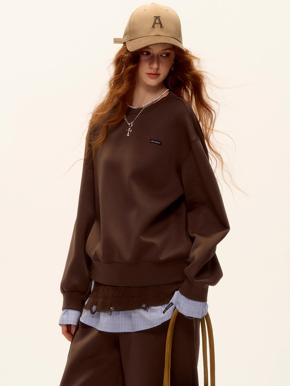 Patchwork Sweatshirt & Curved-Hem Knit Pants Set