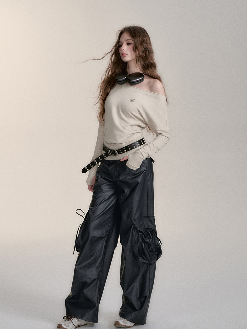 Black Pockets Wide-Leg Cargo Pants - CHINASQUAD