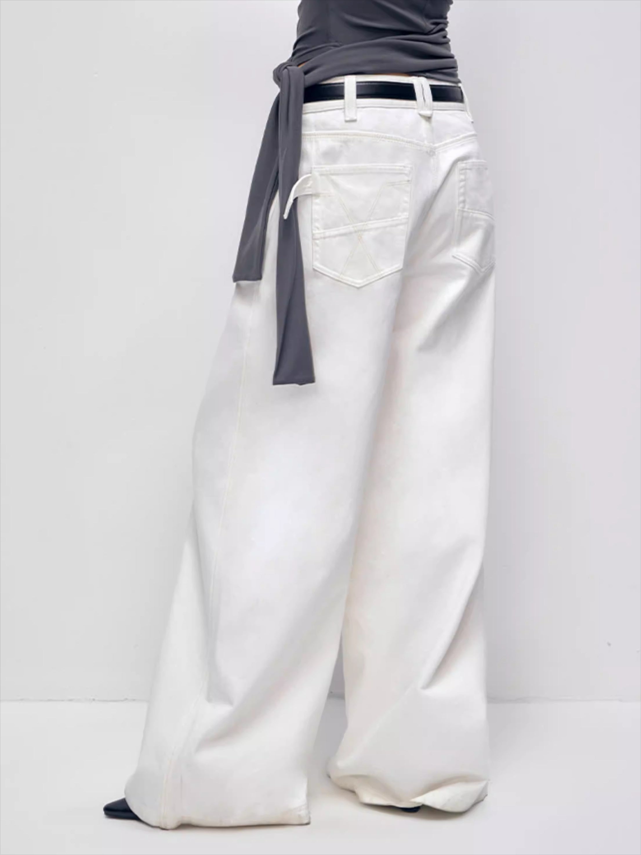 Vintage Soft-Washed Low-Rise Wide-Leg Jeans