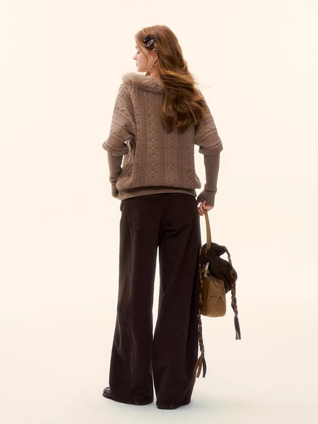 Cable-Knit V-Neck Waist-Shaping Sweater