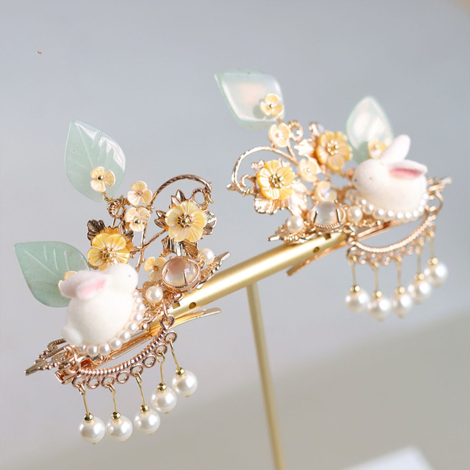 Laurel Rabbit Hanfu Hairpin - CHINASQUAD