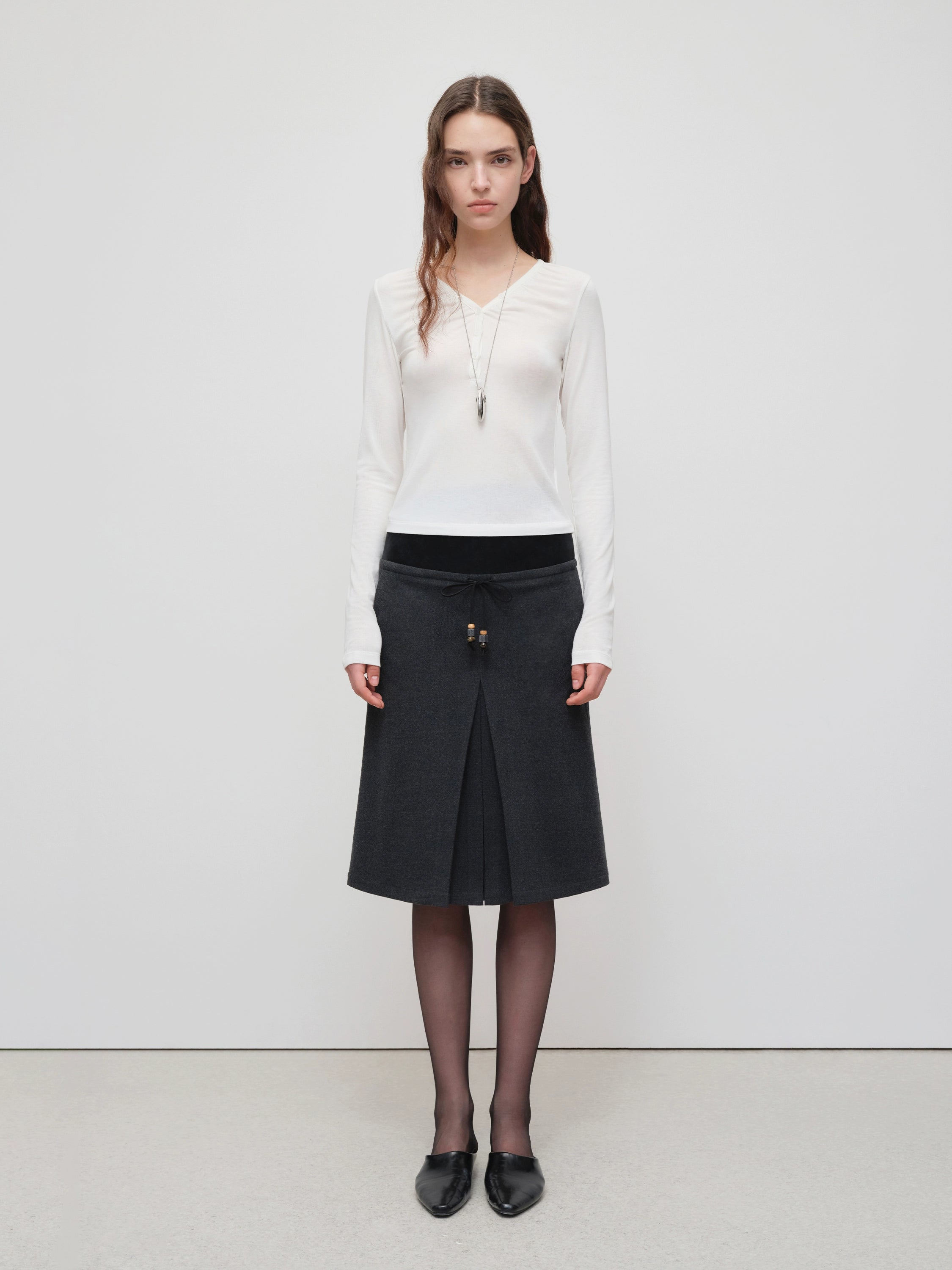 Lyocell Wool V-Neck Fitted Long Sleeve T-Shirt - CHINASQUAD